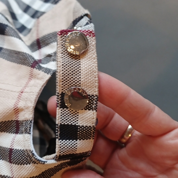 Burberry signature check baseball hat/ never worn - Picture 3 of 6